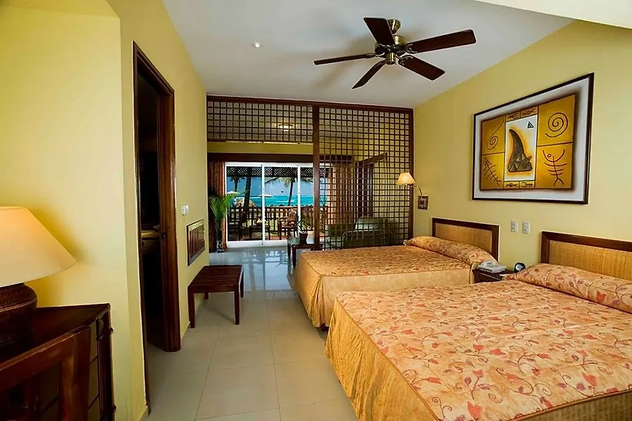 Vik Hotel Cayena Beach 바바로 5*,